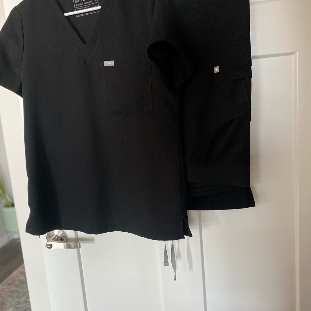 Figs Scrub Set - Picture 2 of 3